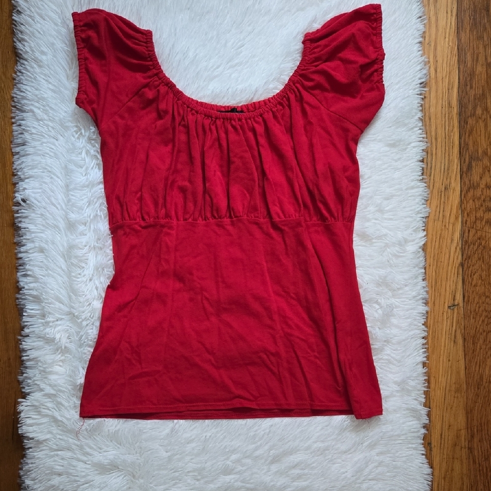 Mode Merr Red Top
